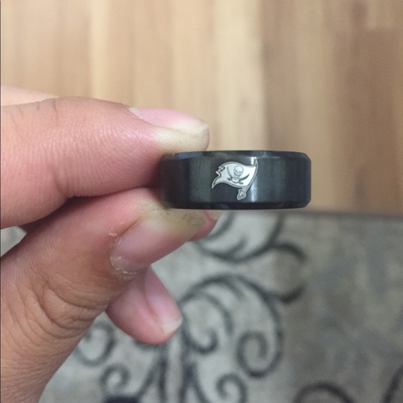 Other - Tampa Bay Buccaneers Black Ring